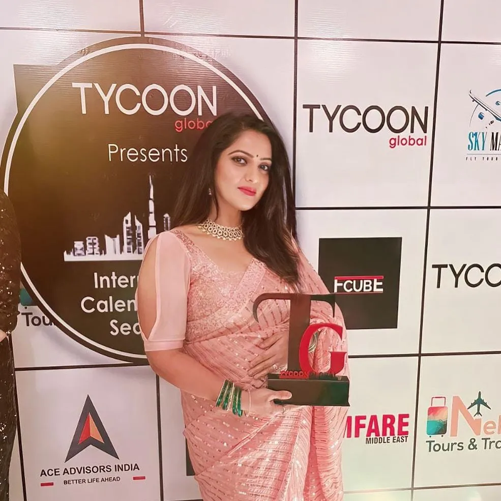 Jividha Sharma receiving an award